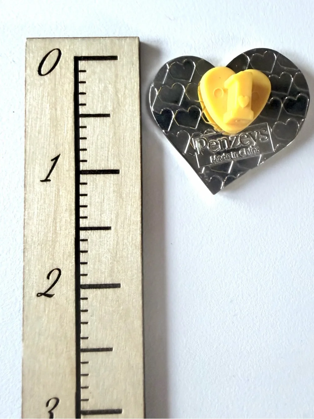 Penzey’s Spice “Kind” Heart Lapel Pendant Brooch Pun Woman’s Jewelry